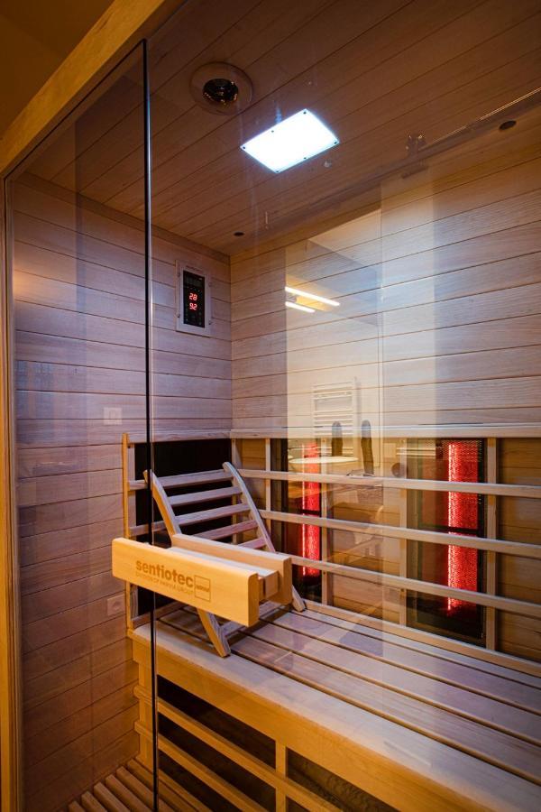 Appartement Avec Sauna Au Pied De La Citadelle Besançon Exterior foto